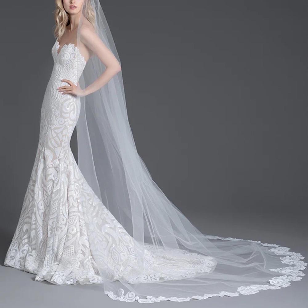 Hayley Paige wedding MARRAKESH SEQUIN VEIL cathedral length